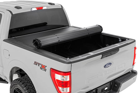 15-24-f150-hard-roll-up--install2.jpg