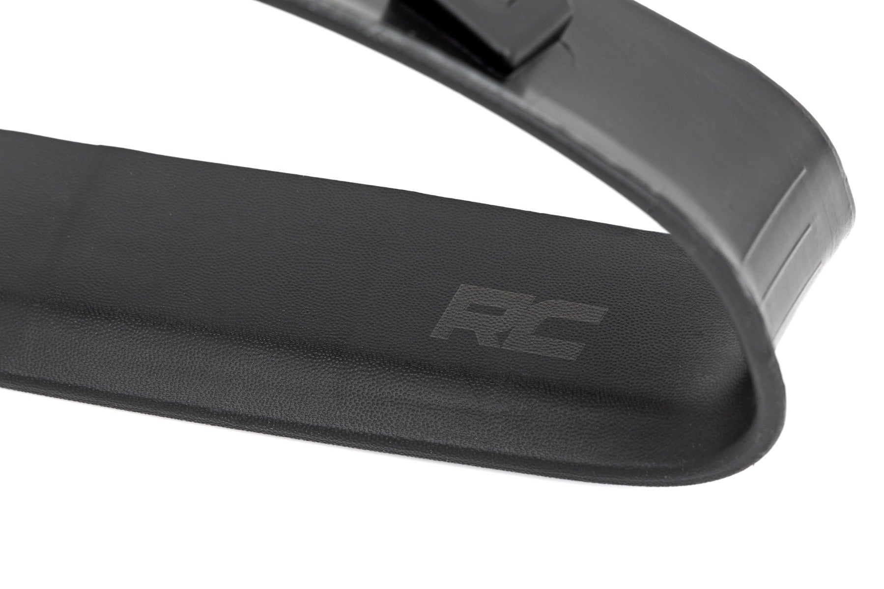 19-23_ram_1500_bezel_logo_-_rs185.jpg