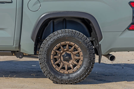 22-24-tundra-wheel-well-liners503.jpg