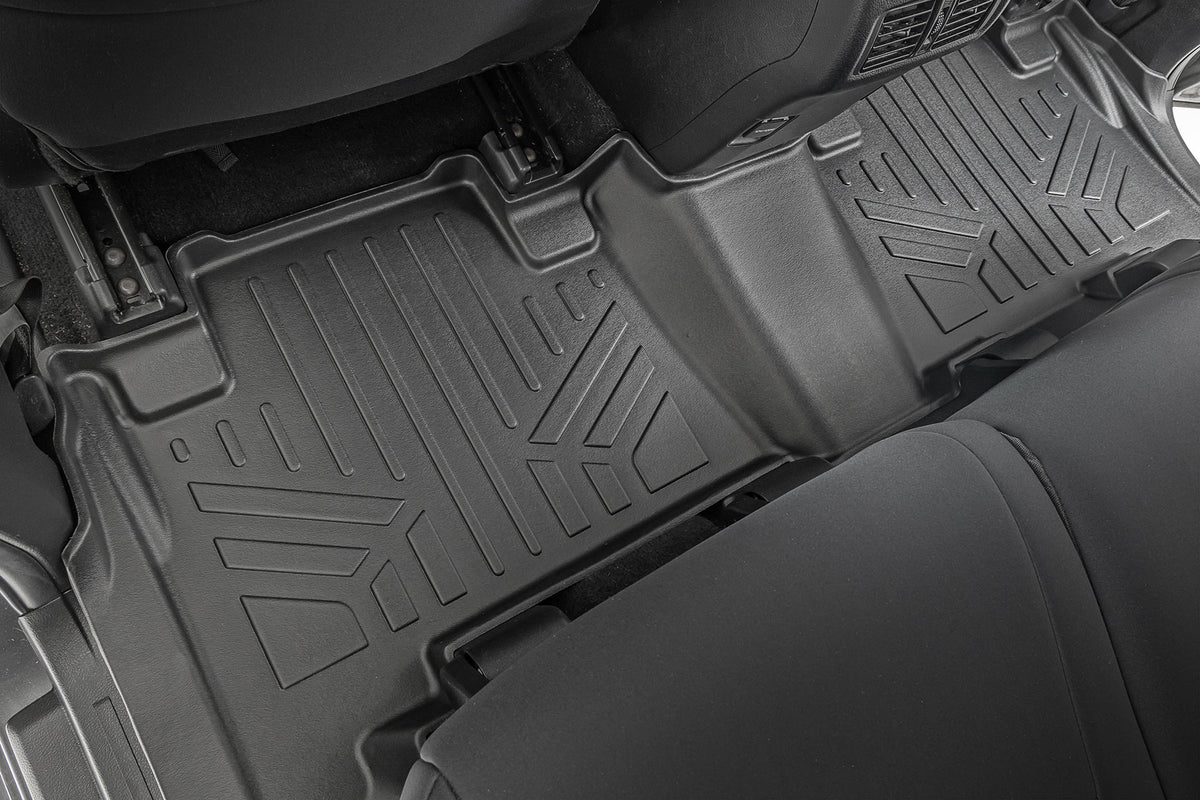 4runner-floor-mat-install2.jpg
