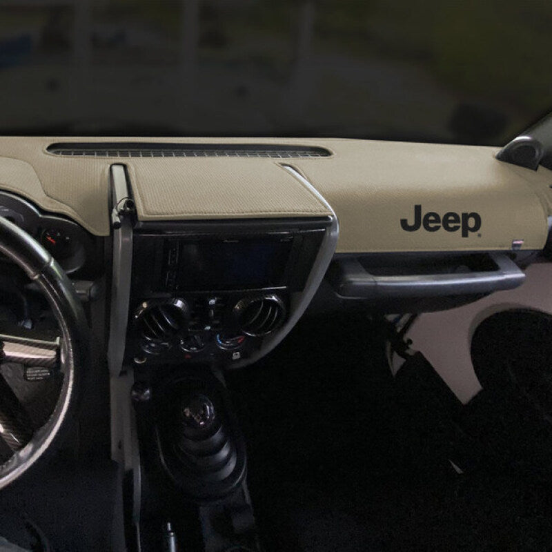 Covercraft 22-24 Jeep Grand Cherokee - w No Speaker LE Dash Cover W Logo