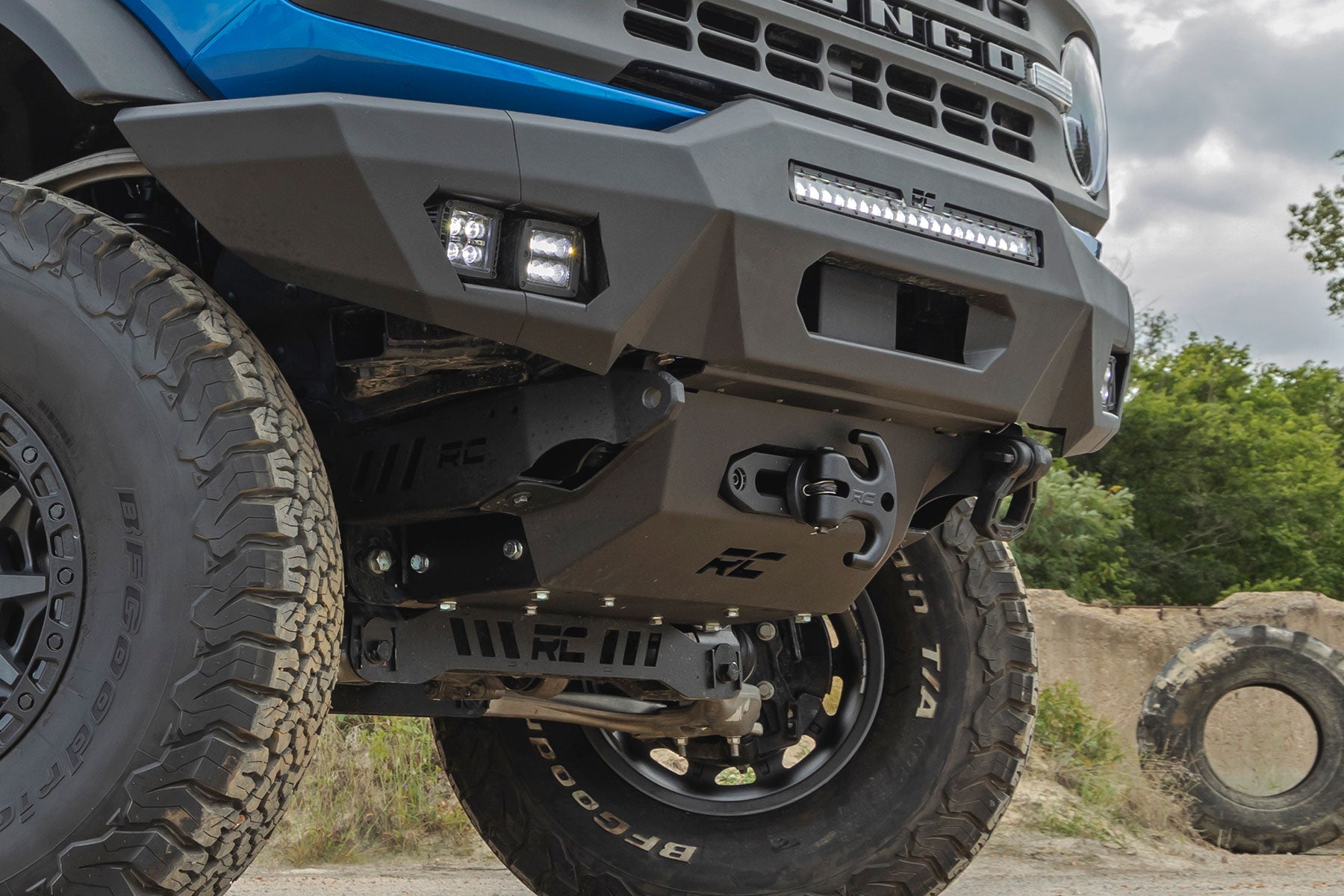 bronco-hidden-winch-install1_1.jpg