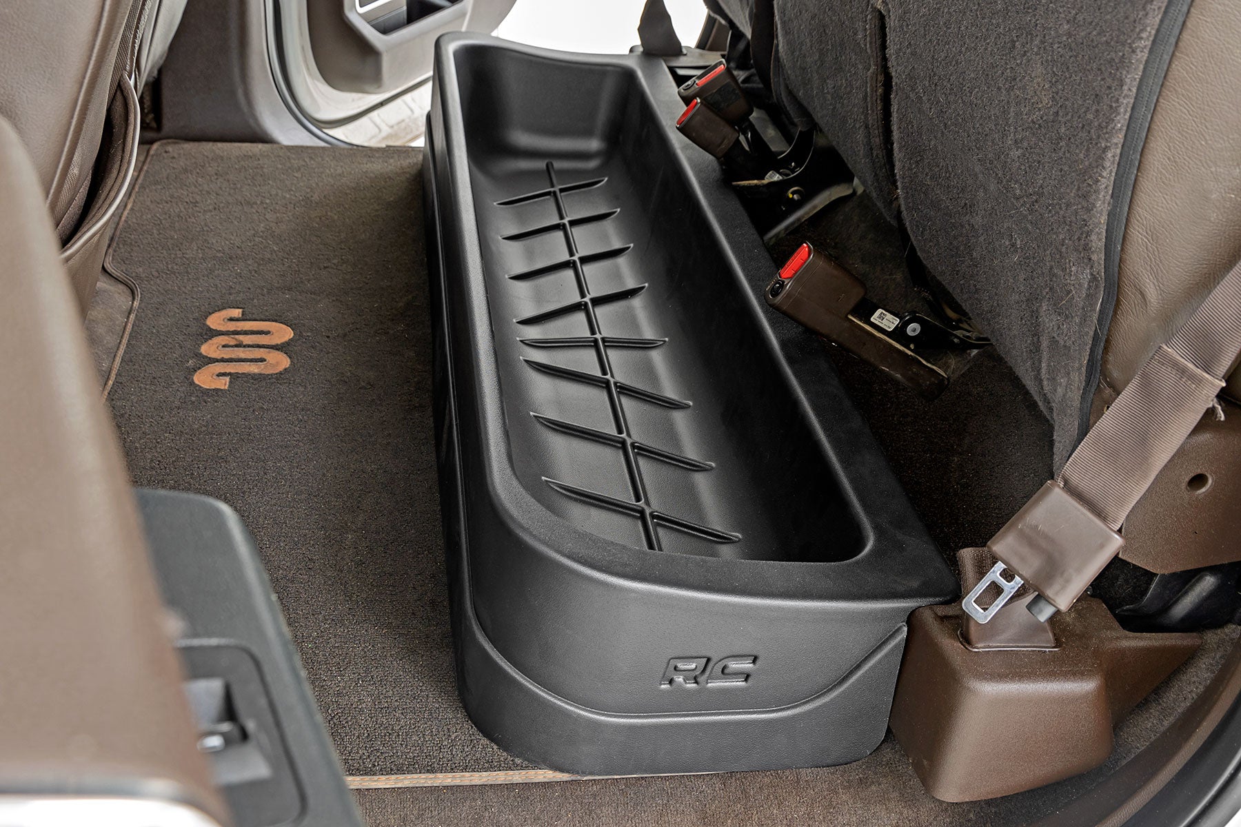 f150-storagebox-rc09281a-install2.jpg