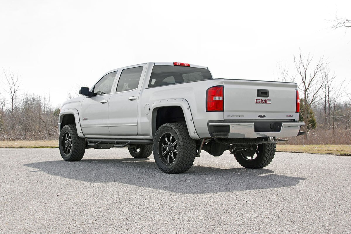 gm-lift-kit_227n2-rear-angle_2_3.jpg