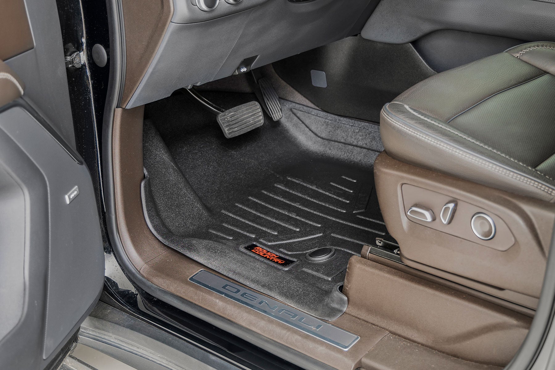 gm-tahoe-yukon-floor-mat.jpg
