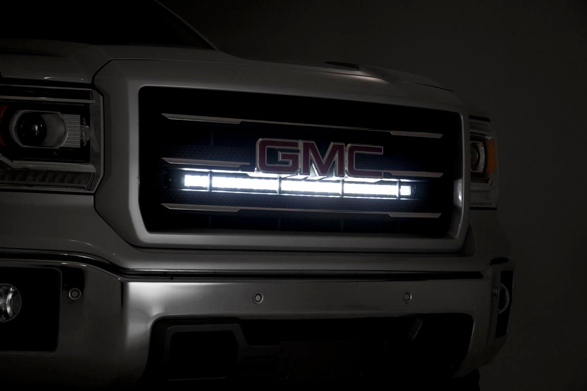 gm1500-14-16-30ingrillekit-70625-installed-03.jpg