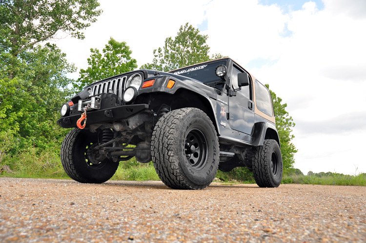 jeep-lift-kit_906s-installed-1_2_1.jpg
