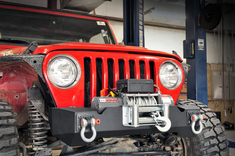 jeep-stubby-winch-bumper_1012-installed.jpg