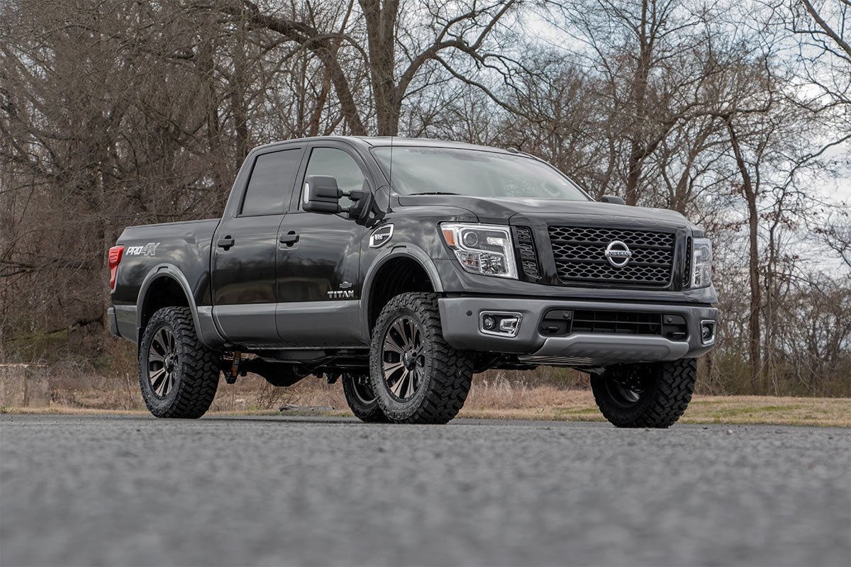 nissan-lift-kit_83400-blacktitan3_4.jpg