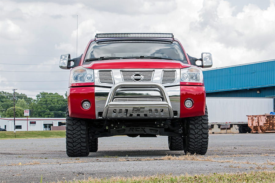 nissan-titan-2005-front-874-bls.jpg