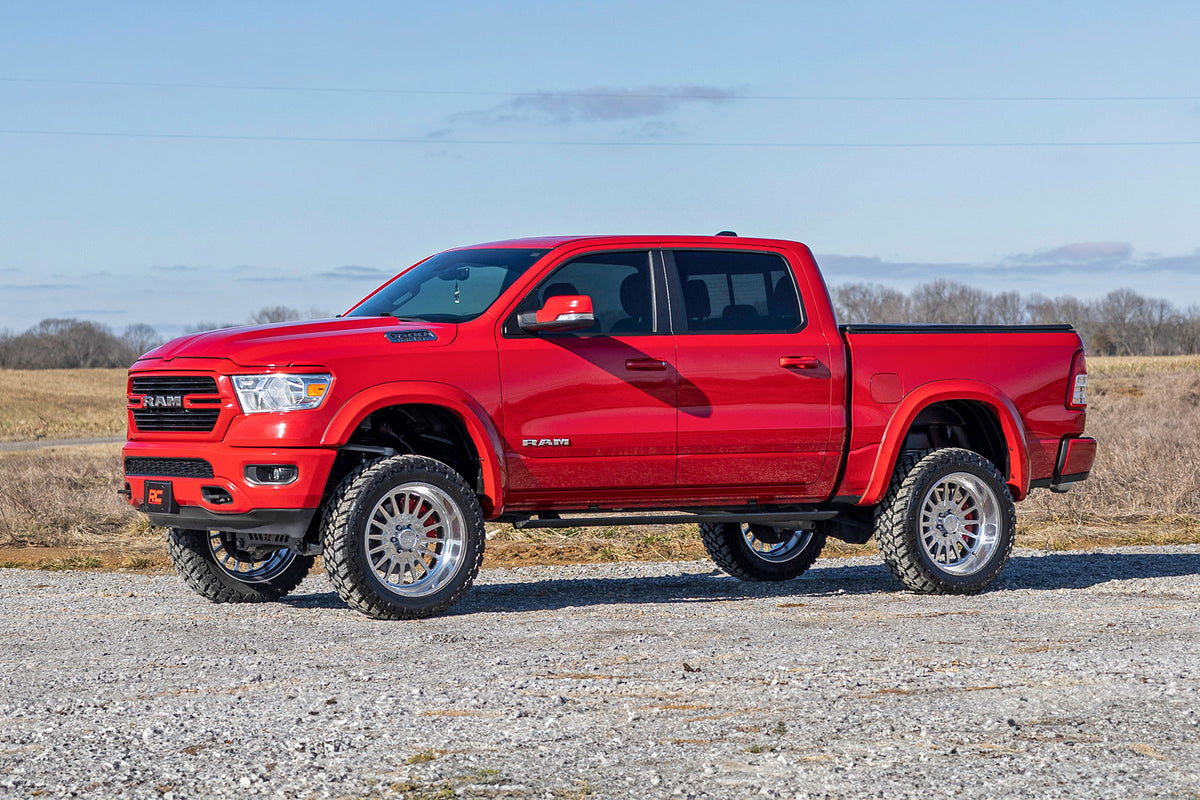 ram_sport-flares-install04_1_5.jpg