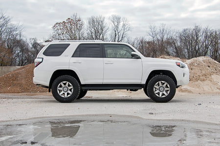 toyota-lift-kit_76620-white4runner3_1_2_3.jpg