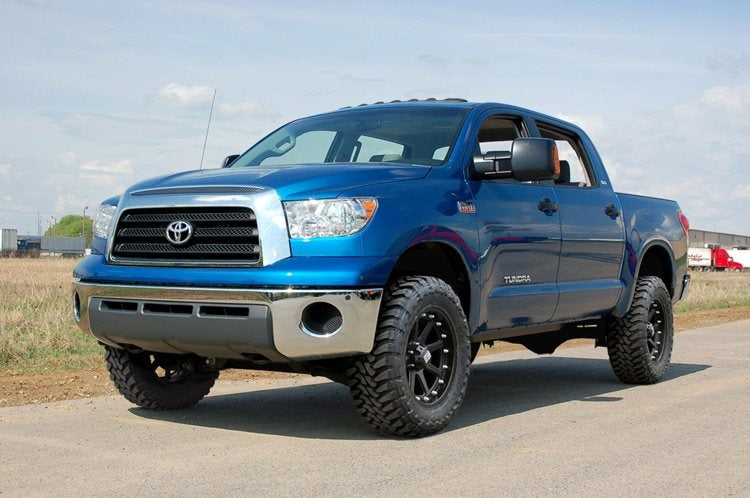 toyota-lift-kit_774s-installed_1.jpg
